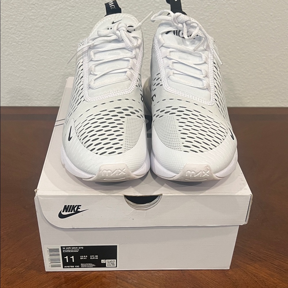 Women’s Nike Air Max 270